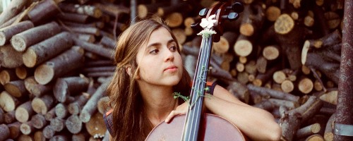 Dom La Nena is managed by The Umbrella Group